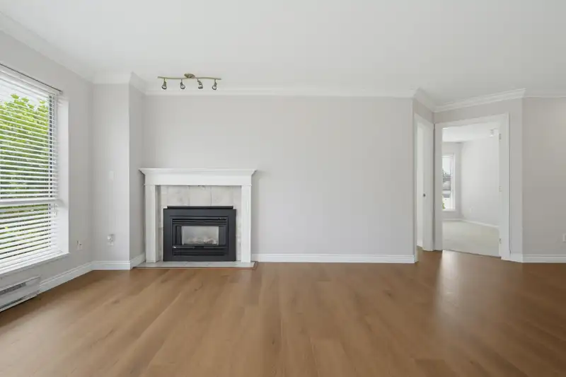 438 32830 GEORGE FERGUSON WAY - photo 3 of 24