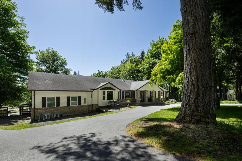 27454 110 AVENUE - photo 3 of 25