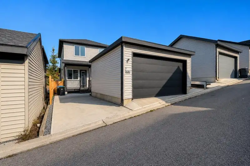 6261 148 STREET - photo 3 of 28