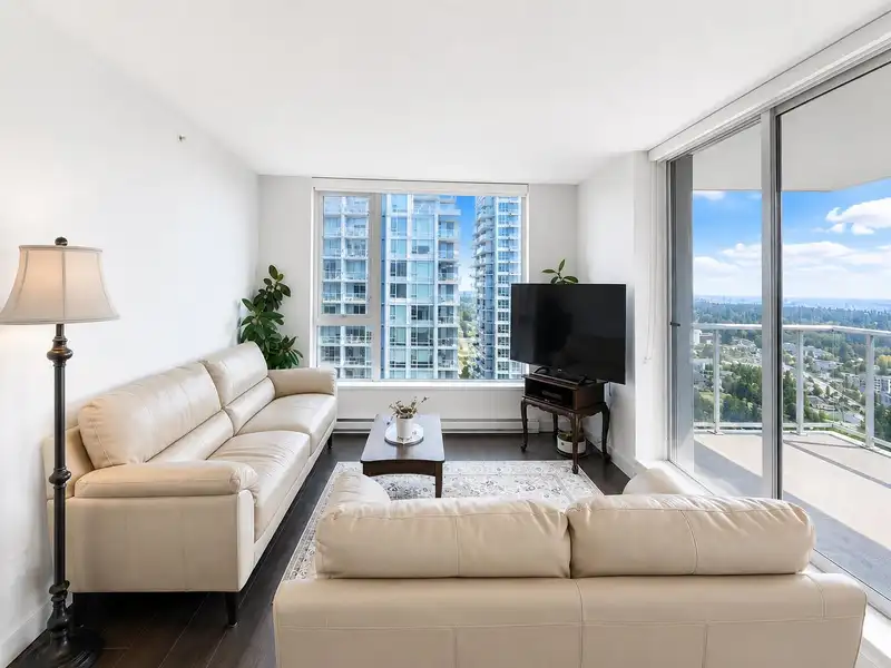 3902 13696 100 AVENUE - photo 4 of 40