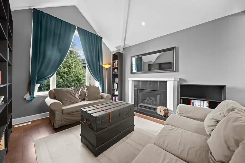 9015 207B STREET - photo 3 of 40