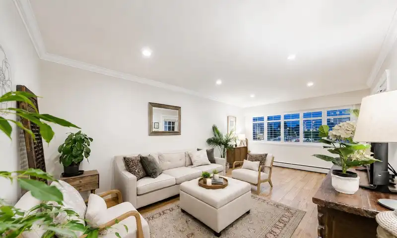305 2430 POINT GREY ROAD - photo 3 of 19