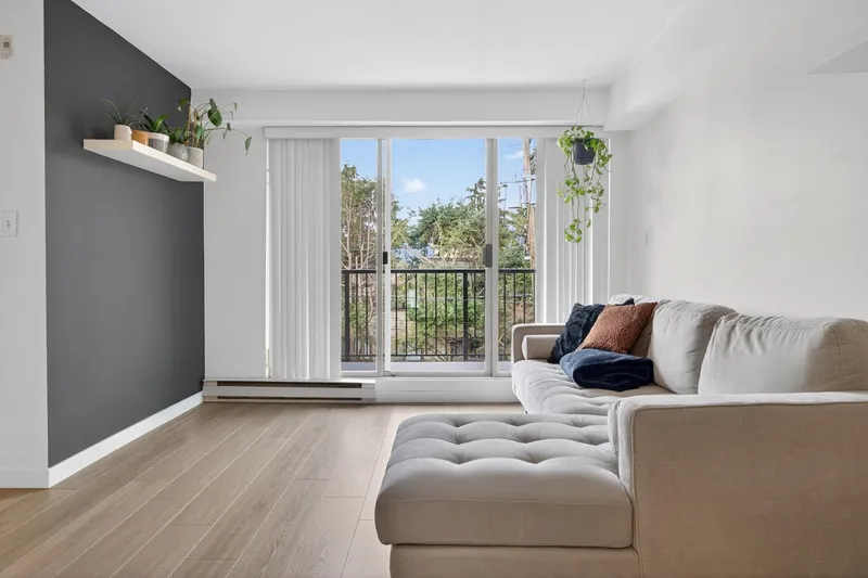 310 1099 E BROADWAY - photo 1 of 24