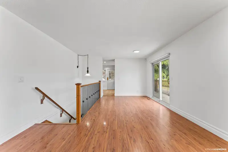 11662 89A AVENUE - photo 3 of 38