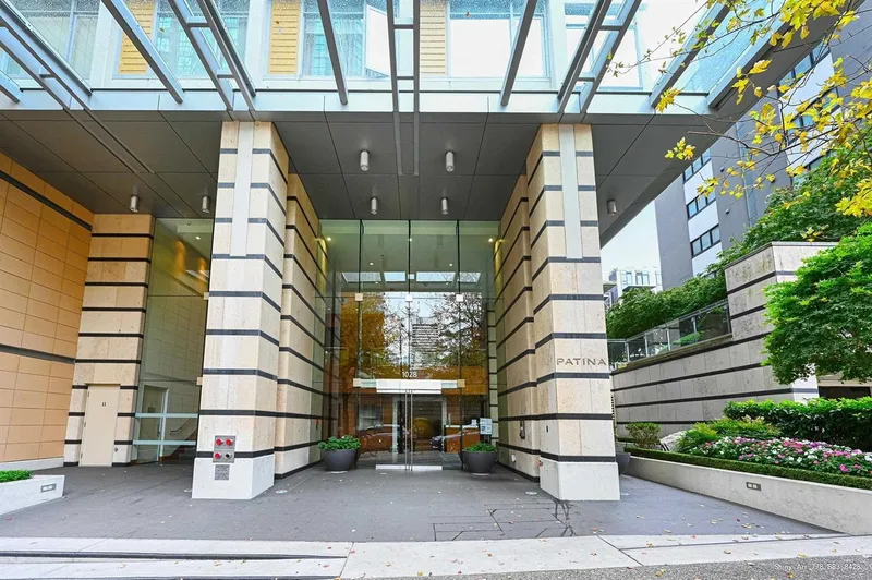 4001 1028 BARCLAY STREET - photo 2 of 25