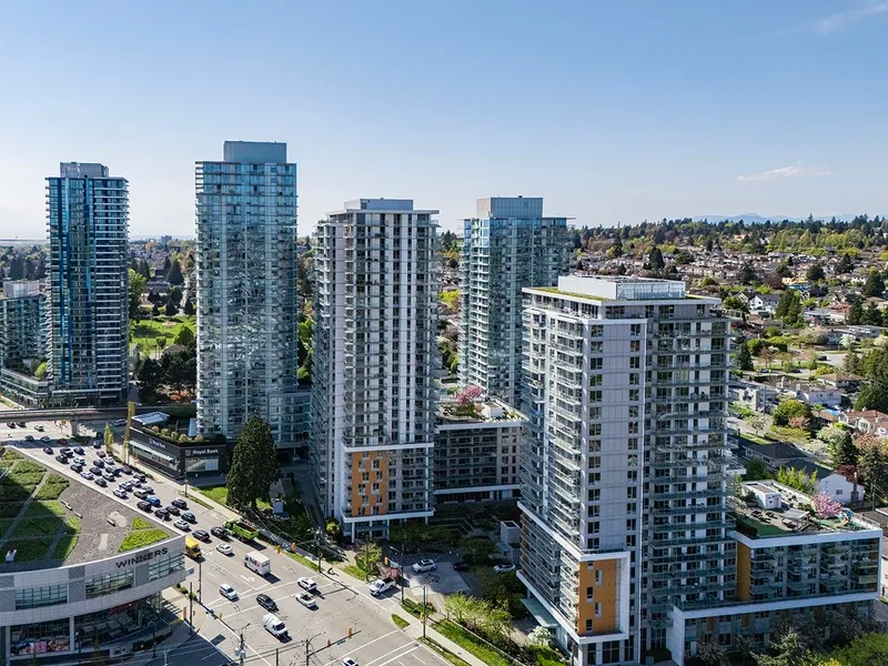 620 455 SW MARINE DRIVE - photo 2 of 25