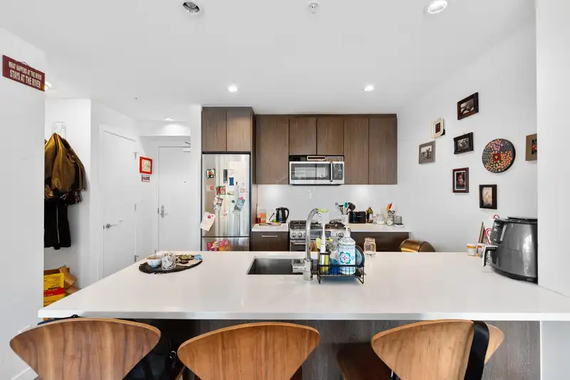 1503 9060 UNIVERSITY CRESCENT - photo 4 of 30