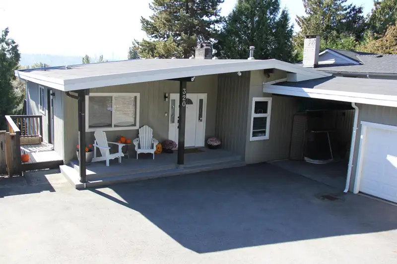 320 DARTMOOR DRIVE - photo 2 of 35