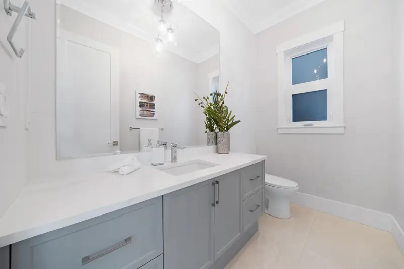 6927 205 STREET - photo 4 of 25