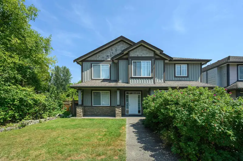 11382 240 STREET - photo 1 of 28
