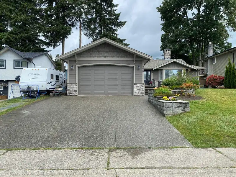 26891 32A AVENUE - photo 3 of 23