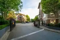 D207 8929 202 STREET - thumbnail 1