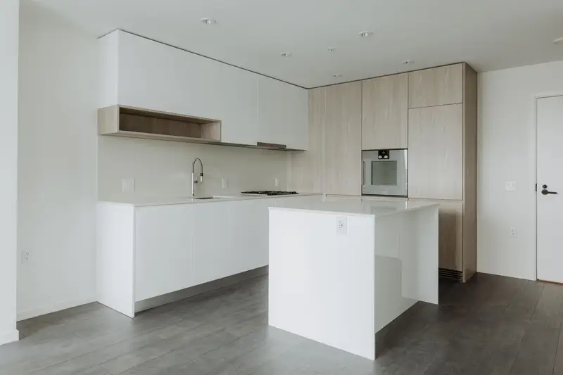 609 6200 MINORU BOULEVARD - photo 3 of 13