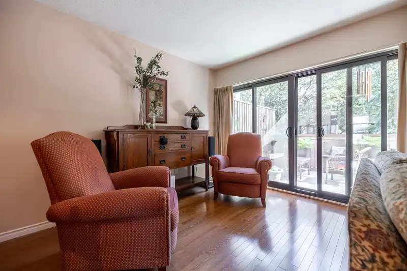 116 13806 CENTRAL AVENUE - photo 3 of 36