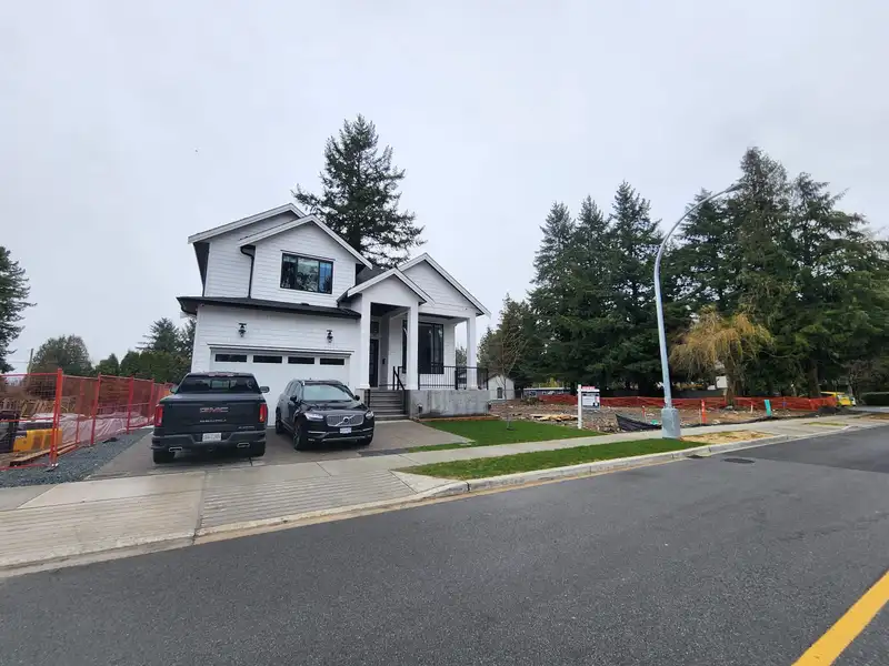 33987 WALNUT AVENUE - photo 2 of 7