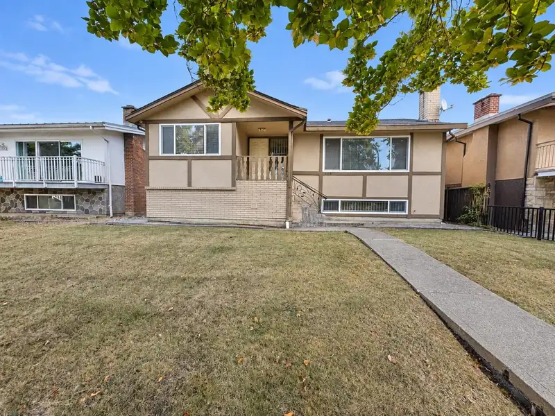 1215 E 48TH AVENUE - photo 4 of 39