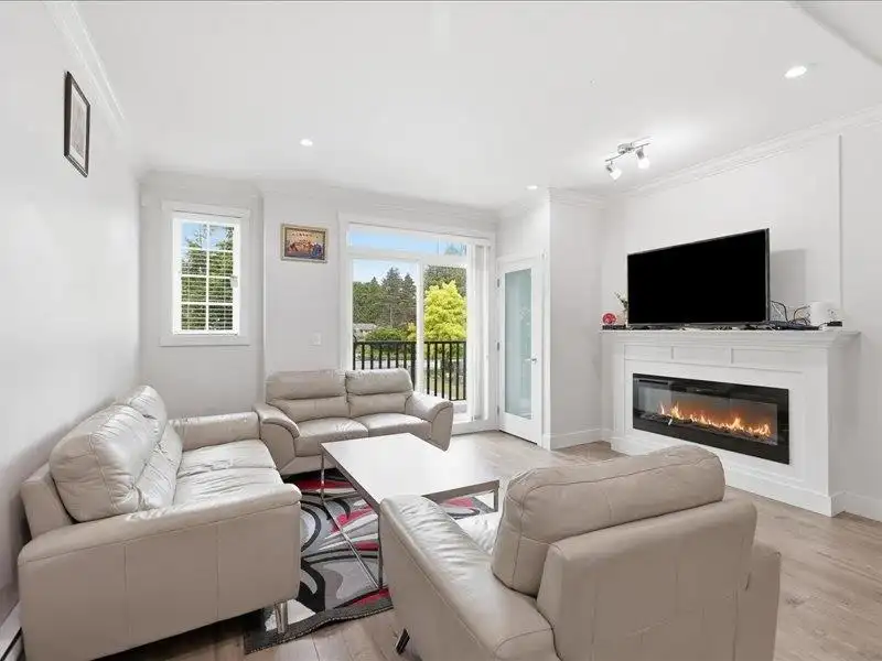 174 13898 64 AVENUE - photo 2 of 27