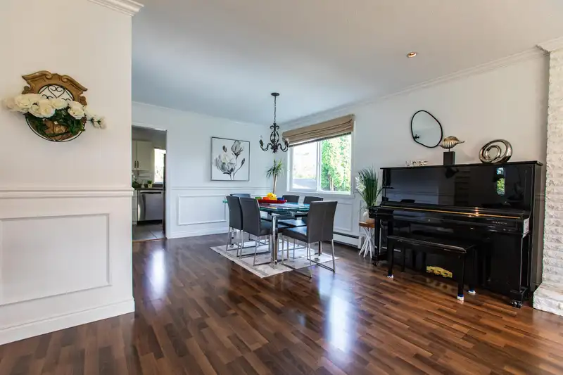 10360 MILFORD DRIVE - photo 4 of 40