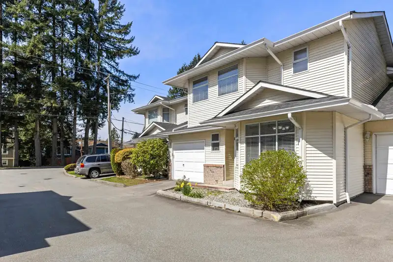 2 11934 LAITY STREET - photo 3 of 40