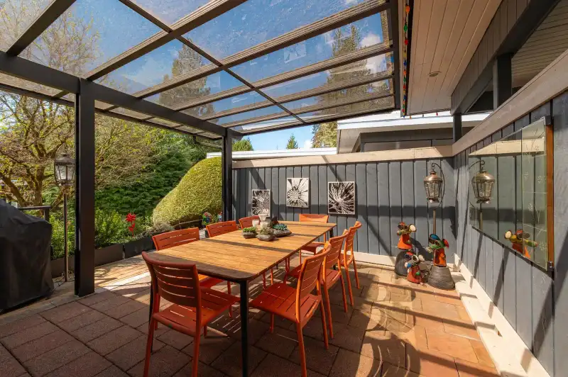 3669 EDGEMONT BOULEVARD - photo 1 of 39