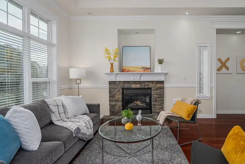 2371 BEDFORD PLACE - photo 1 of 40