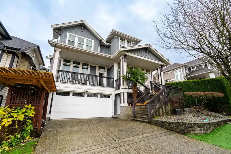 6100 163B STREET - photo 1 of 28