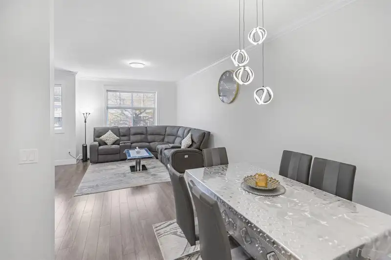 6 33860 MARSHALL ROAD - photo 3 of 27