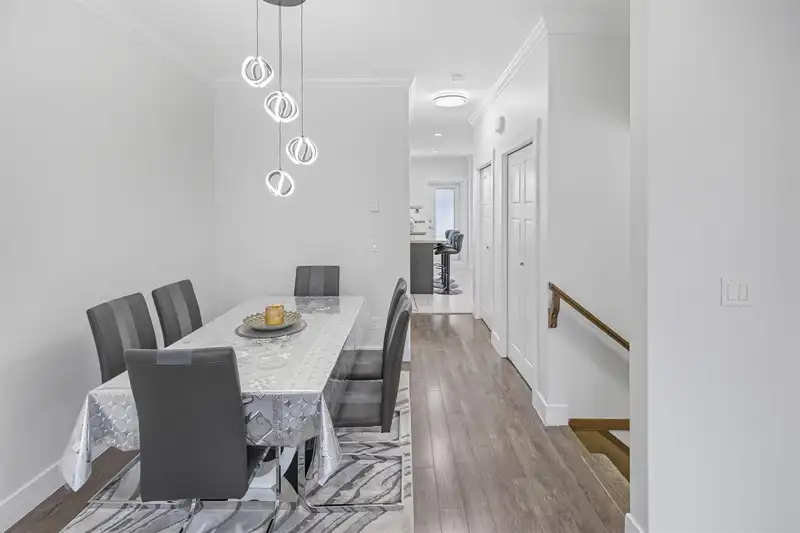 6 33860 MARSHALL ROAD - photo 4 of 27