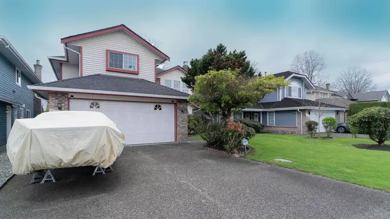 3760 MCKAY DRIVE - photo 2 of 23