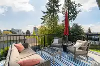 330 RICHMOND STREET - thumbnail 28