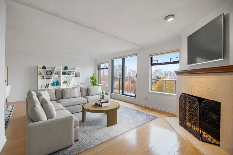 303 1005 W 7TH AVENUE - photo 1 of 36