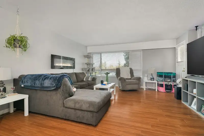 1522-1524 PITT RIVER ROAD - photo 4 of 25