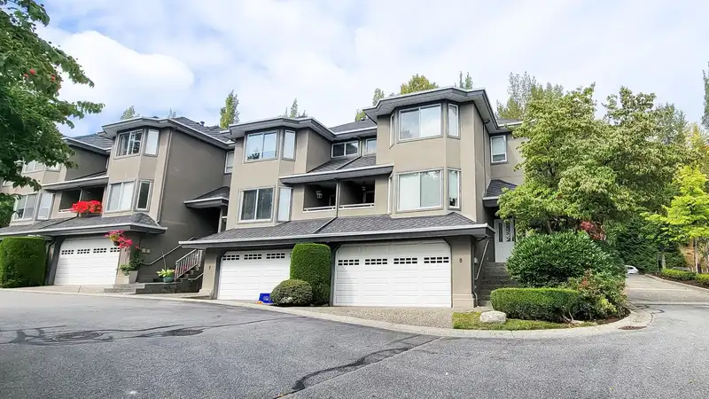 8 2990 PANORAMA DRIVE - photo 3 of 38