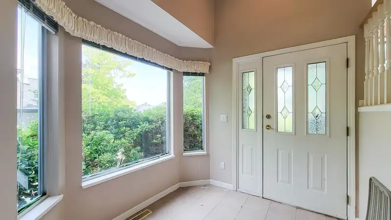 8 2990 PANORAMA DRIVE - photo 4 of 38