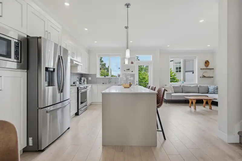 75 15665 MOUNTAIN VIEW DRIVE - photo 3 of 40
