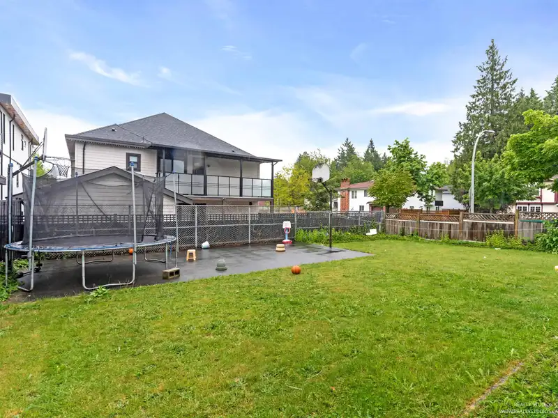6214 129 STREET - photo 3 of 4