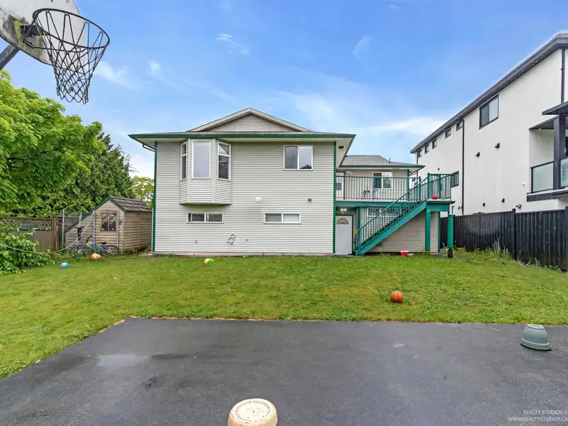 6214 129 STREET - photo 4 of 4