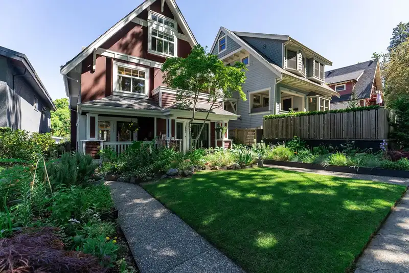 1865 E 7TH AVENUE - photo 1 of 40