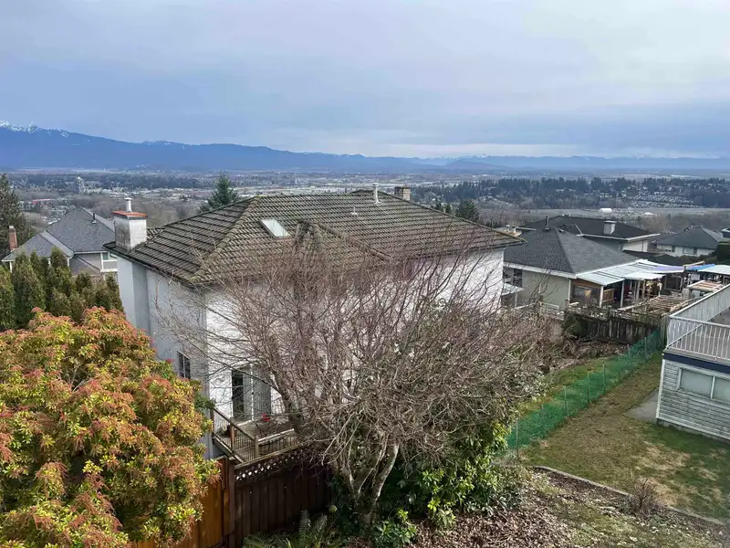 2765 MARA DRIVE - photo 2 of 9