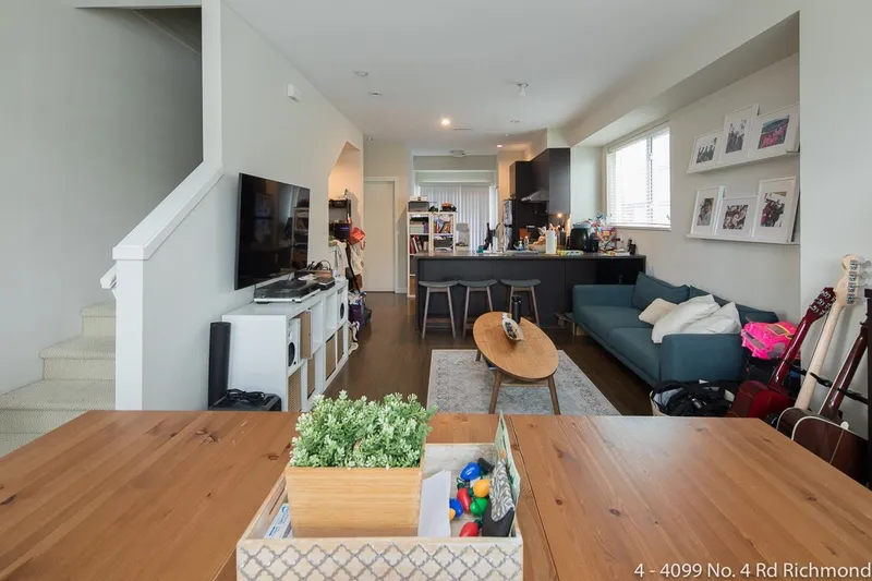 4 4099 NO. 4 ROAD - photo 4 of 25