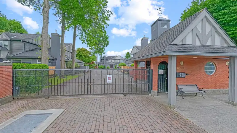 38 6100 WOODWARDS ROAD - photo 4 of 38