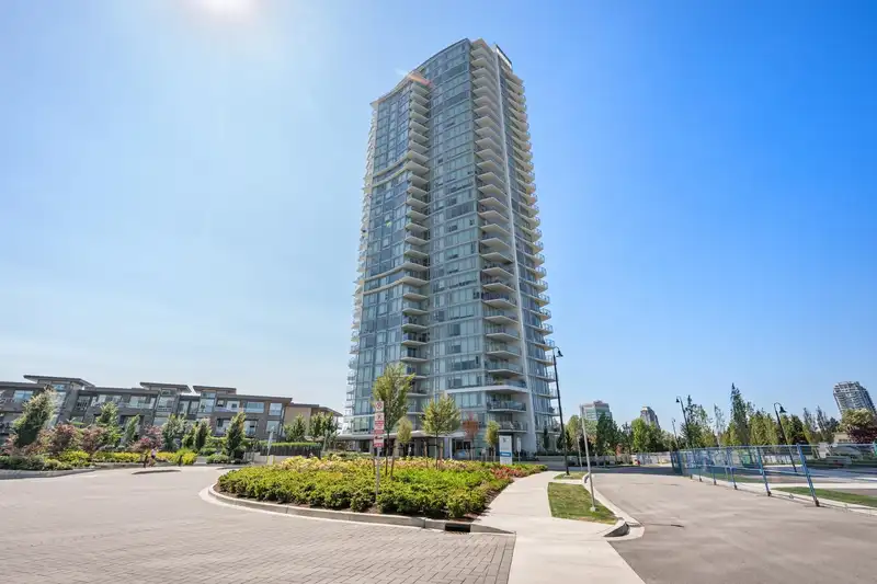 1305 7683 PARK CRESCENT - photo 3 of 30