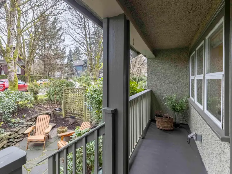 181 W 13TH AVENUE - photo 4 of 27
