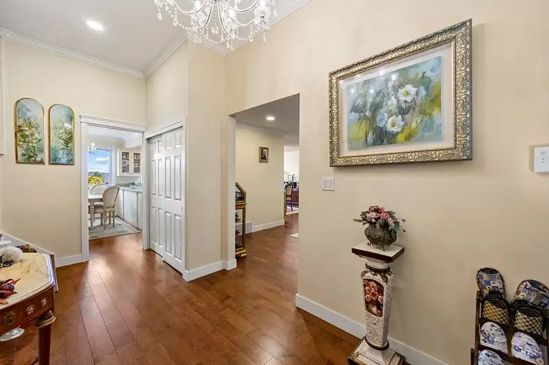 317 HICKEY DRIVE - photo 3 of 34
