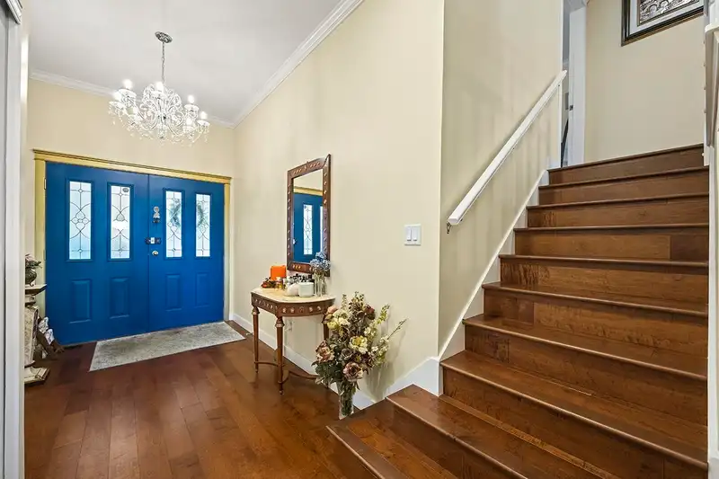 317 HICKEY DRIVE - photo 4 of 34
