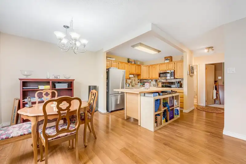202 550 EIGHTH STREET - photo 3 of 21