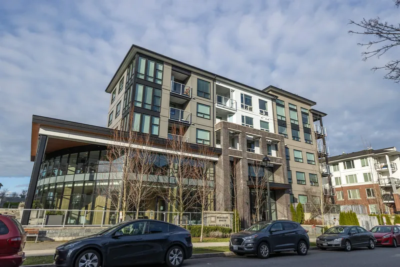 402 9233 ODLIN ROAD - photo 1 of 24