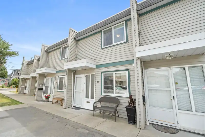 38 4955 57 STREET - photo 2 of 38