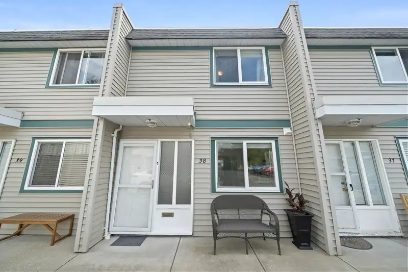 38 4955 57 STREET - photo 3 of 38