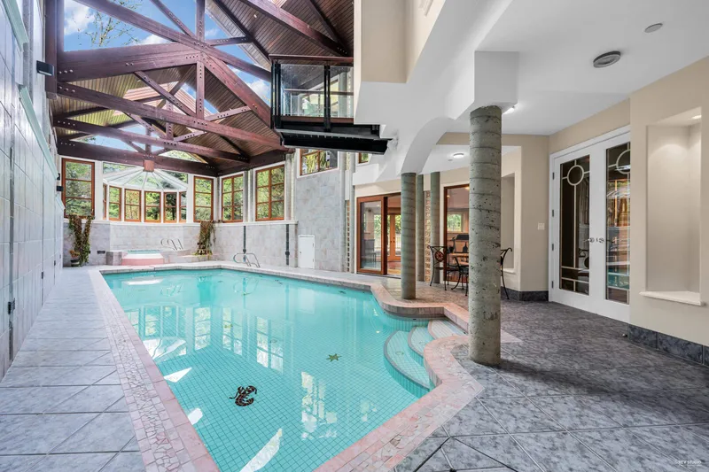 3489 PINE CRESCENT - photo 1 of 25